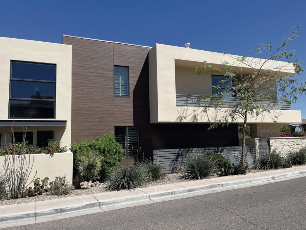 Condomeniens_Scottsdale, Strassenseite